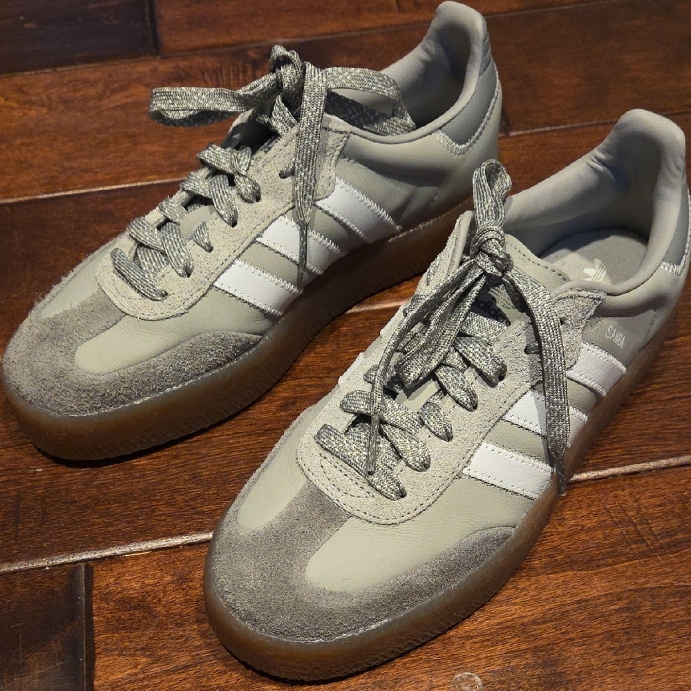 Adidas Samba Gray Sneakers Size 8 - Picture 2 of 5
